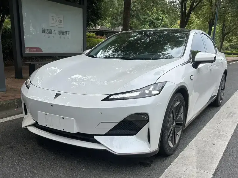 2022 Changan Deepal SL03 с пробегом 47 000 км