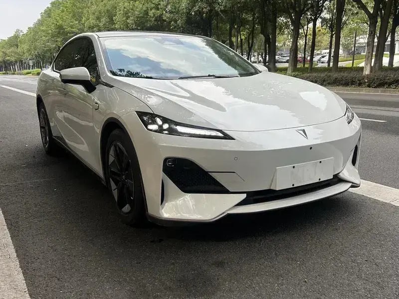 2022 Changan Deepal SL03 с пробегом 47 000 км