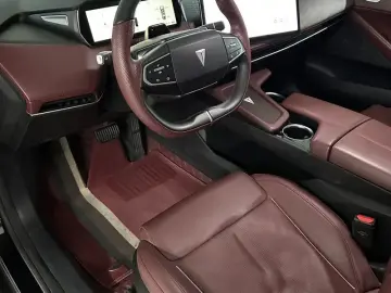 2022 Changan Deepal SL03 с пробегом 133 000 км