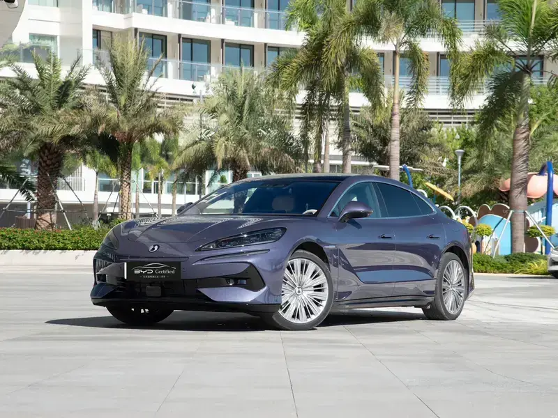 2024 Denza Z9 с пробегом 19 000 км