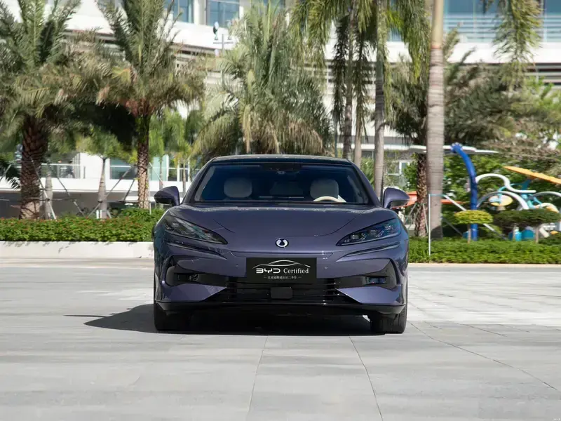 2024 Denza Z9 с пробегом 19 000 км