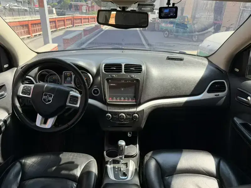 2015 Dodge Journey с пробегом 70 000 км