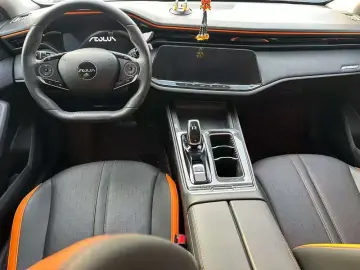 2023 Dongfeng Aeolus Yixuan Max с пробегом 36 000 км