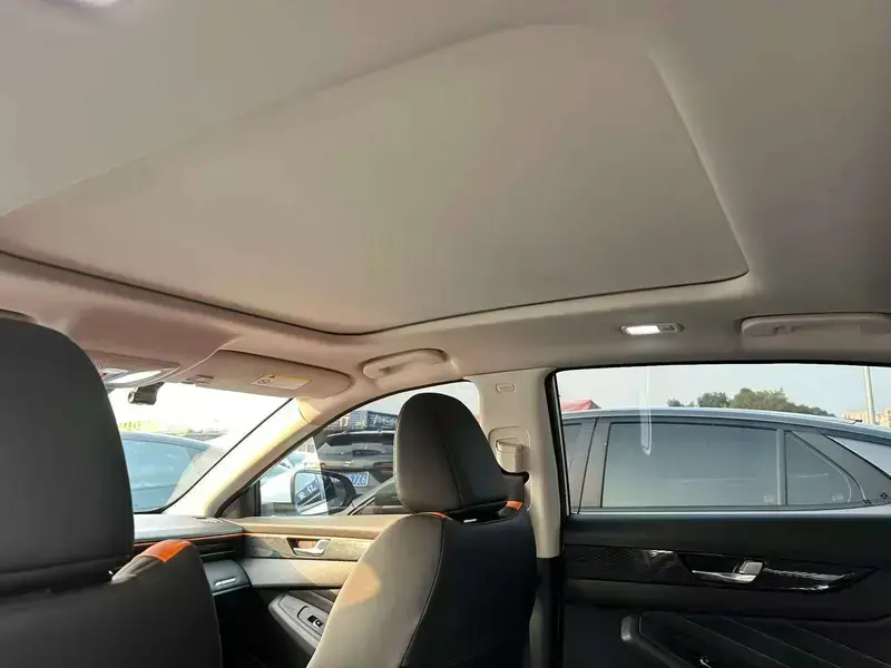 2023 Dongfeng Aeolus Yixuan Max с пробегом 36 000 км