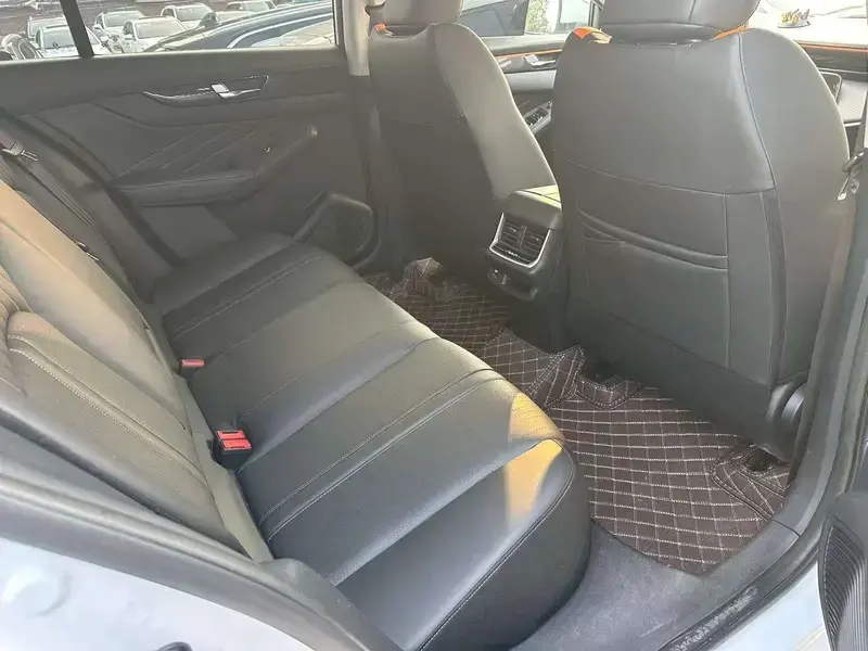 2023 Dongfeng Aeolus Yixuan Max с пробегом 36 000 км