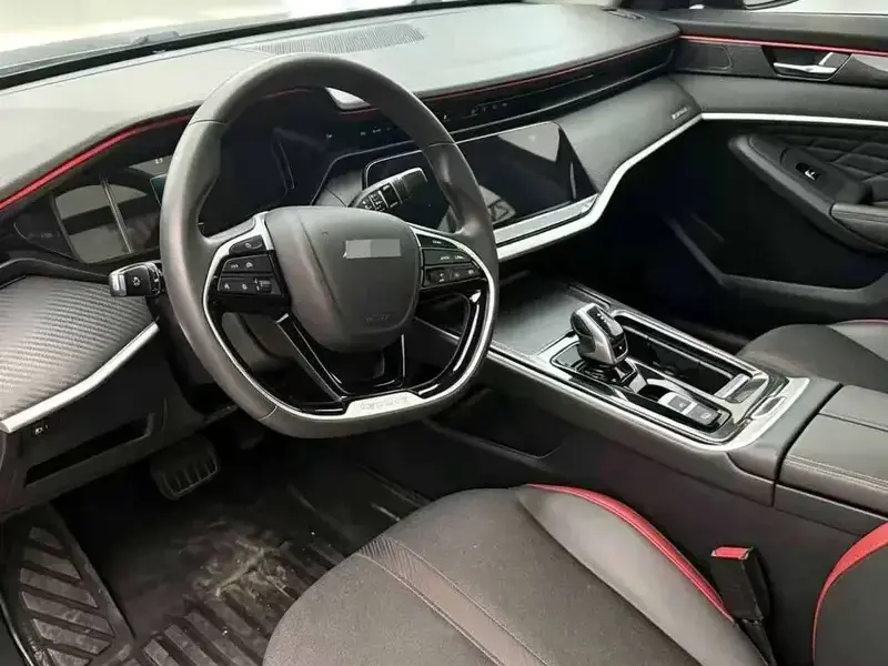 2022 Dongfeng Aeolus Yixuan Max с пробегом 32 000 км