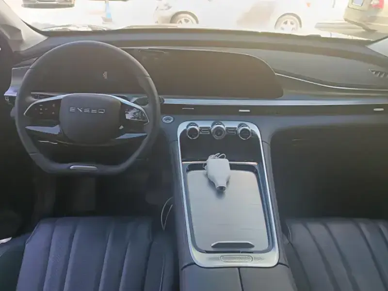 2024 Exeed TXL с пробегом 19 000 км