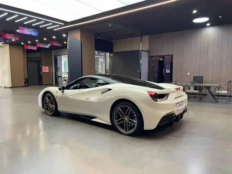 2015 Ferrari 488 с пробегом 26 500 км