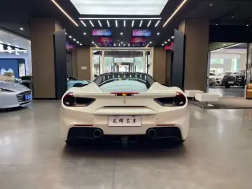 2015 Ferrari 488 с пробегом 26 500 км