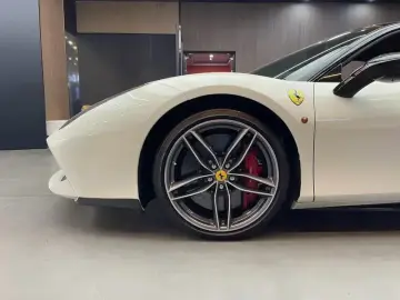 2015 Ferrari 488 с пробегом 26 500 км
