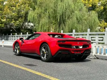 2021 Ferrari 296 с пробегом 8 000 км