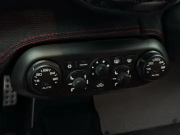 2014 Ferrari 458 с пробегом 24 000 км