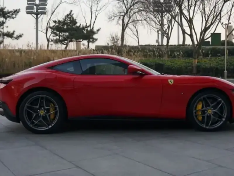 2020 Ferrari Roma с пробегом 9 500 км