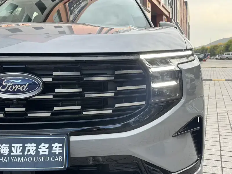 2026 Ford Edge с пробегом 7 000 км
