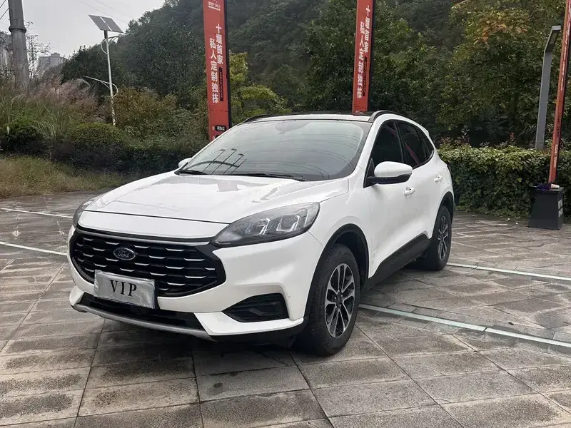 2020 Ford Escape с пробегом 41 000 км