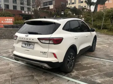 2020 Ford Escape с пробегом 41 000 км