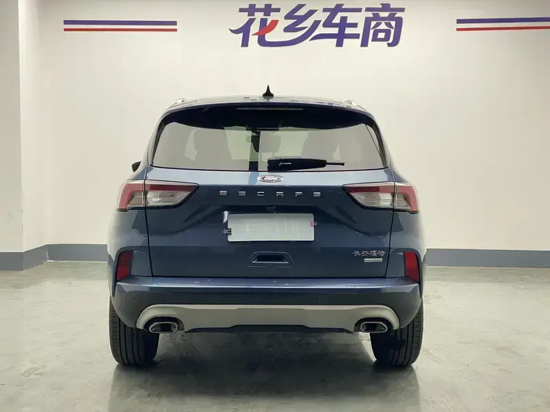 2020 Ford Escape с пробегом 50 000 км