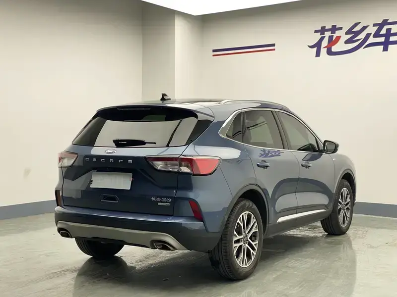 2020 Ford Escape с пробегом 50 000 км
