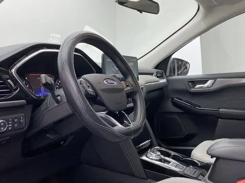 2020 Ford Escape с пробегом 50 000 км