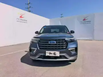 2020 Ford Explorer с пробегом 100 000 км