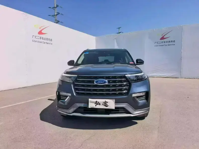 2020 Ford Explorer с пробегом 100 000 км