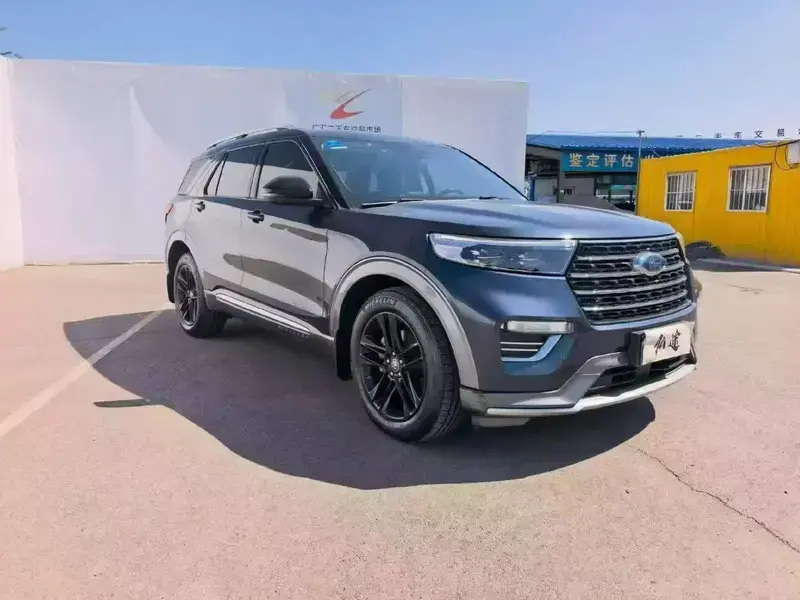 2020 Ford Explorer с пробегом 100 000 км