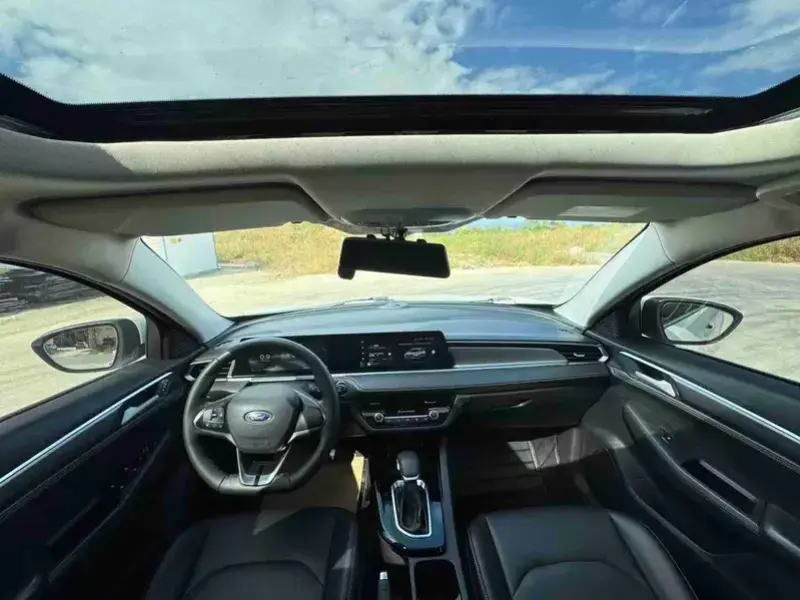 2021 Ford Escort с пробегом 40 000 км