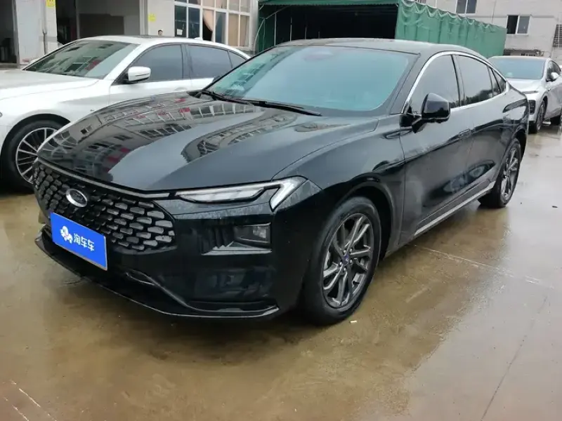 2025 Ford Mondeo с пробегом 14 000 км