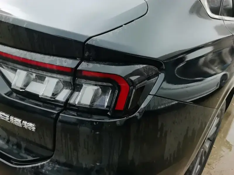 2025 Ford Mondeo с пробегом 14 000 км