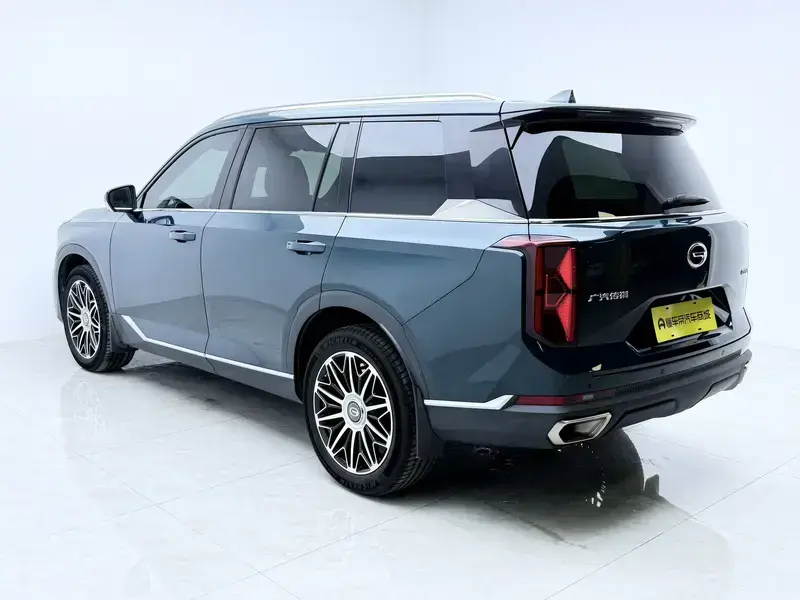 2022 GAC Trumpchi GS8 с пробегом 65 600 км
