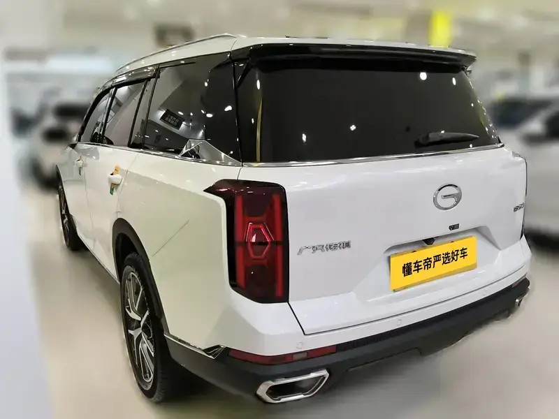 2024 GAC Trumpchi GS8 с пробегом 30 500 км