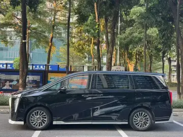 2023 GAC Trumpchi M8 с пробегом 130 000 км
