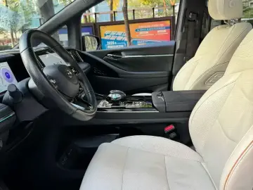 2023 GAC Trumpchi M8 с пробегом 130 000 км