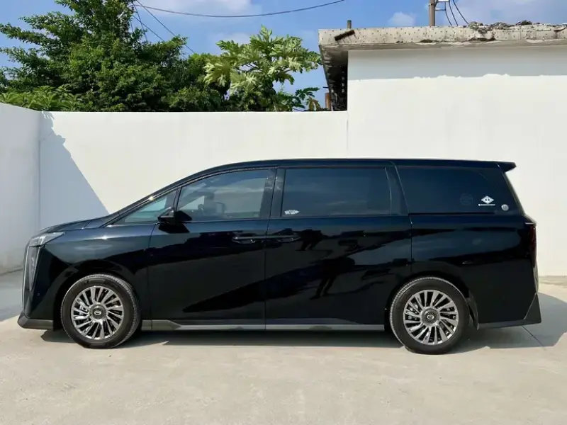 2024 GAC Trumpchi M8 с пробегом 28 000 км