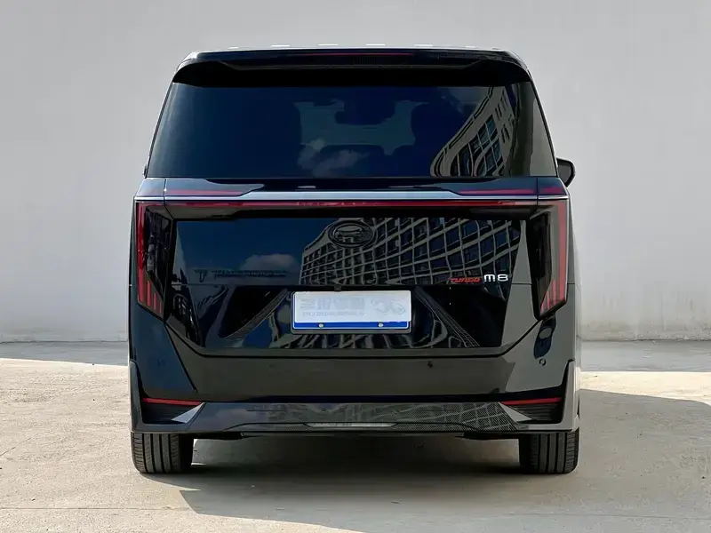 2024 GAC Trumpchi M8 с пробегом 28 000 км