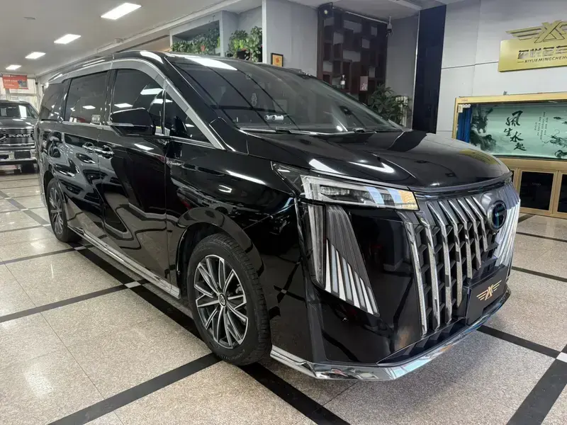 2024 GAC Trumpchi M8 с пробегом 65 000 км