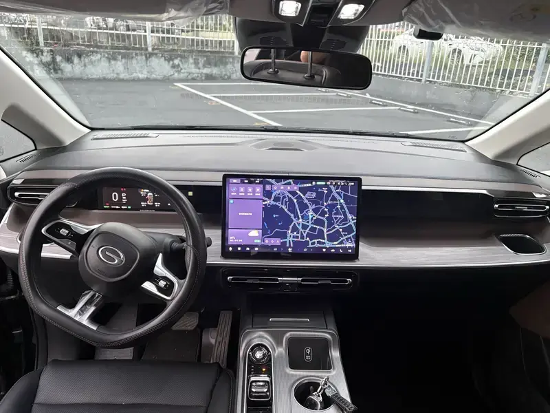 2024 GAC Trumpchi E8 с пробегом 20 800 км
