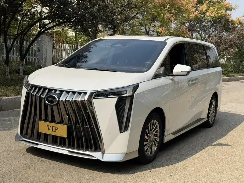 2023 GAC Trumpchi M8 с пробегом 67 000 км