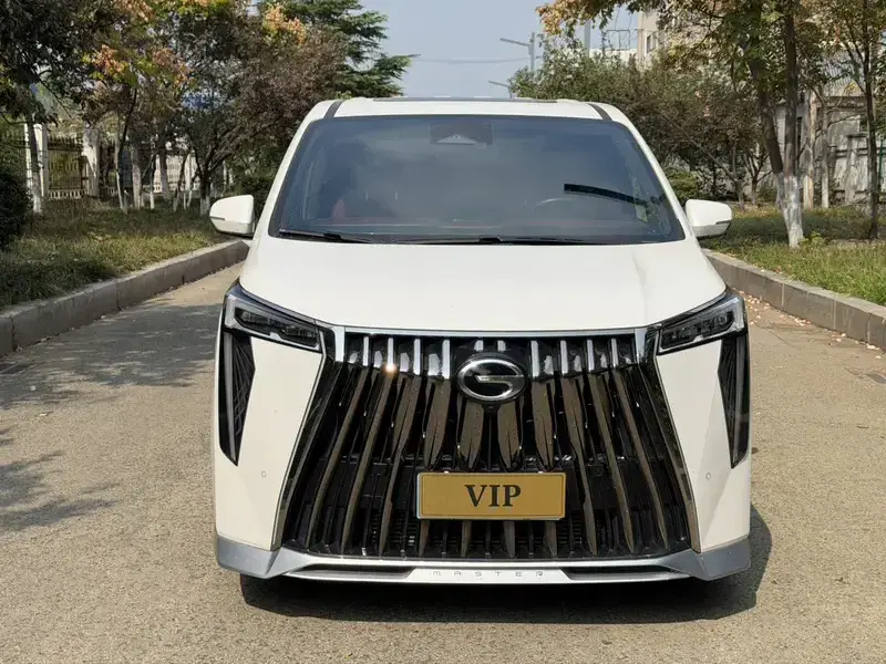 2023 GAC Trumpchi M8 с пробегом 67 000 км