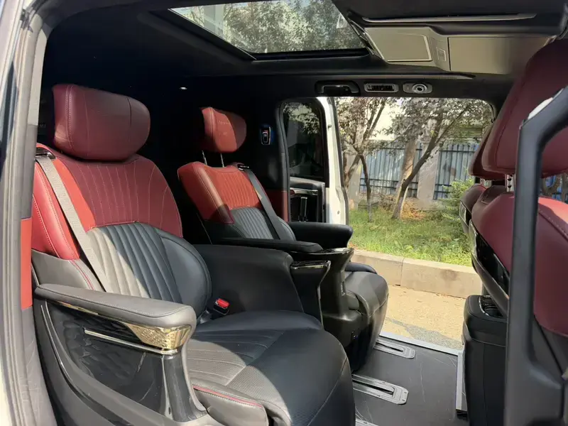 2023 GAC Trumpchi M8 с пробегом 67 000 км