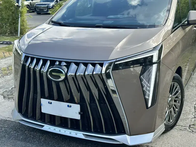 2023 GAC Trumpchi M8 с пробегом 22 000 км