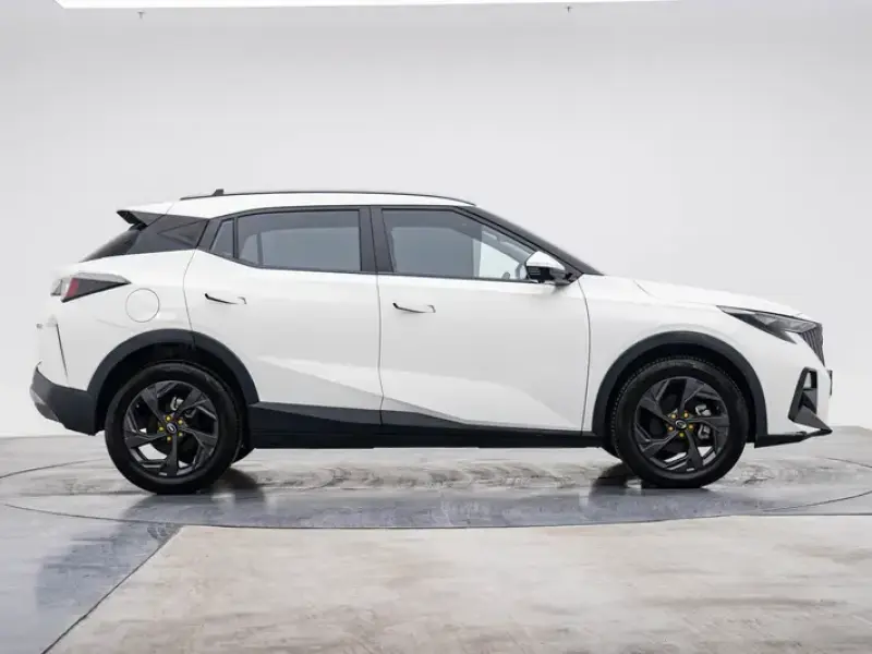 2023 GAC Trumpchi GS3 с пробегом 10 100 км