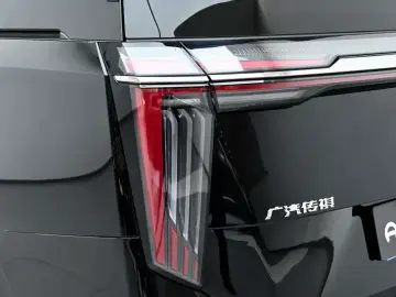 2024 GAC Trumpchi M8 с пробегом 15 700 км