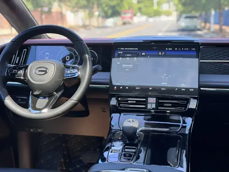 2023 GAC Trumpchi M8 с пробегом 57 000 км