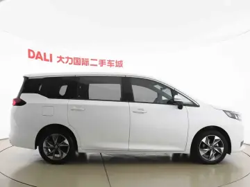 2021 GAC Trumpchi M6 с пробегом 61 000 км