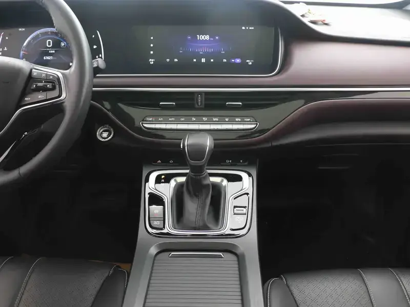 2021 GAC Trumpchi M6 с пробегом 61 000 км