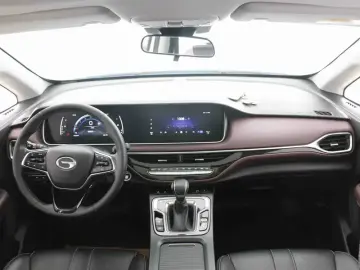 2021 GAC Trumpchi M6 с пробегом 61 000 км
