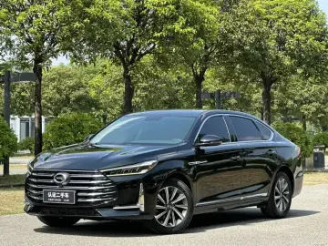 GAC Trumpchi GA8