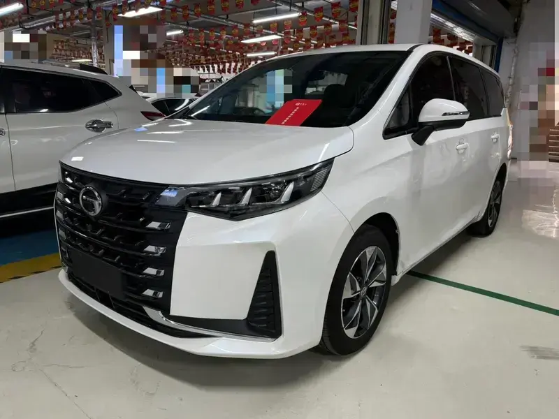 2021 GAC Trumpchi M6 с пробегом 65 000 км