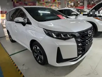 2021 GAC Trumpchi M6 с пробегом 65 000 км